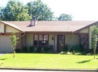 2309 Pine Ln, Barling, AR 72923