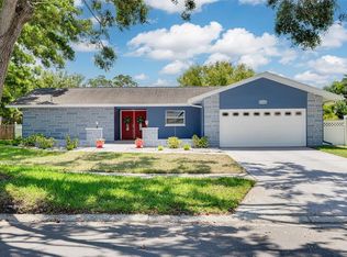 2671 Clubhouse Dr N, Clearwater, FL 33761