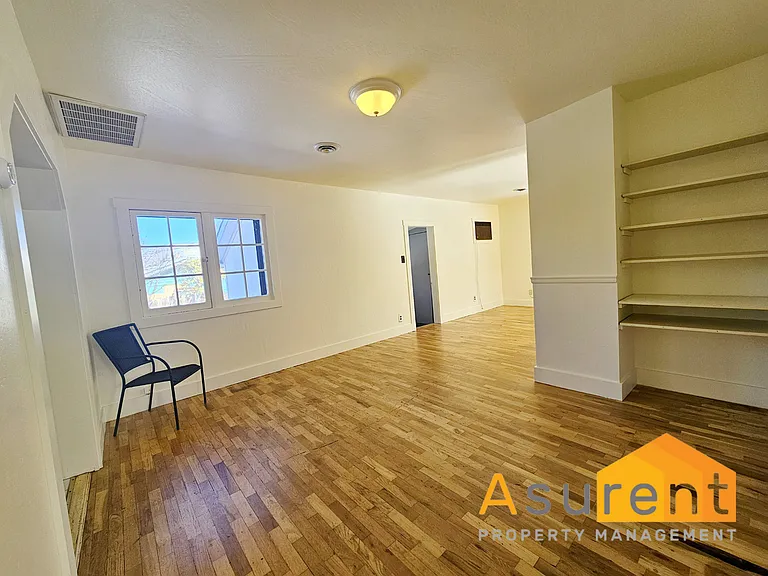 459 Willow St — Photo 6