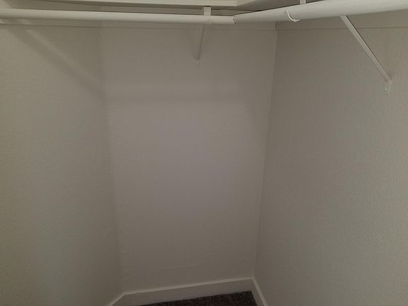 3rd image of 20950 Vanowen St #109