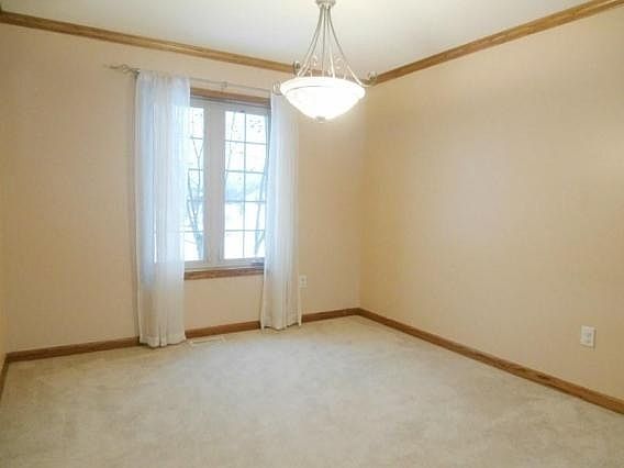 5th image of 3654 W Forest Hill Ave