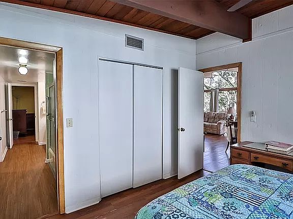 4th image of 3531 E Westcove Ct