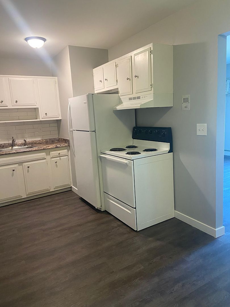 5650 Pardee Rd APT 4, Dearborn Heights, MI 48125 Zillow