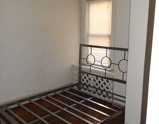 5th image of 2116 W Baltimore St