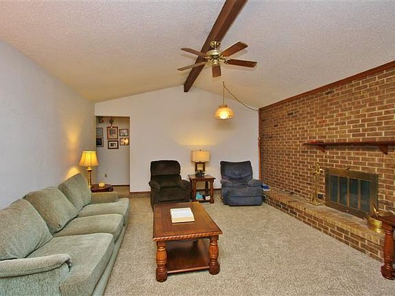 4th image of 712 Woodlawn Dr