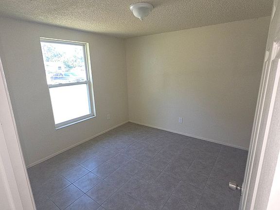 5th image of 217 58th Ave E