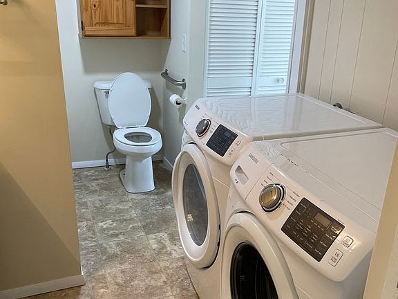4th image of 501 S Sunset St Lot 1