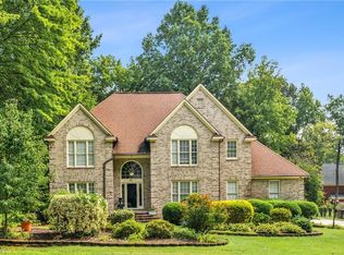 8 Elm Grove Way, Greensboro, NC 27405