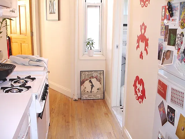 230 Thompson St #22 — Photo 2