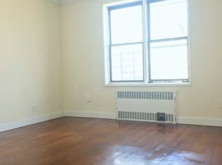 175 Hawthorne St APT 4G, Brooklyn, NY 11225