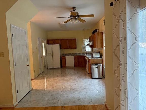 4th image of 5209 Singletree Ct