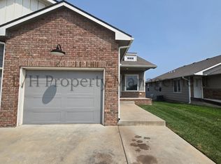 2220 E Village Estates Dr, Wichita, KS 67219