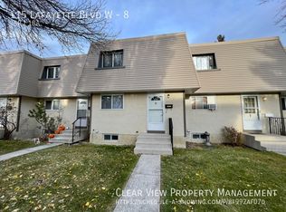 115 Lafayette Blvd W #8, Lethbridge, AB T1K4B9