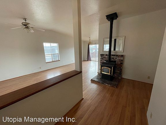 2nd image of 750 Cameron Way