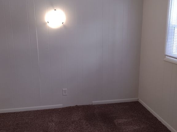 5th image of 821-823 Ravencrest Ave #821