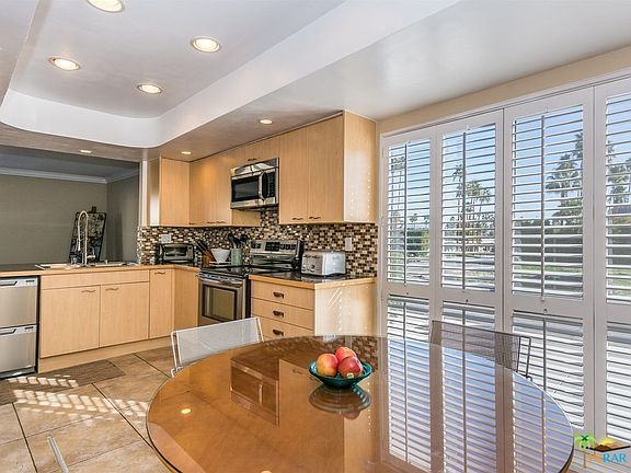 2nd image of 2727 S Sierra Madre Unit 6