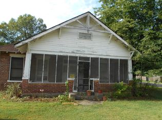 1004 E Short Mountain St, Paris, AR 72855
