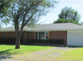 401 H St, Elgin, OK 73538
