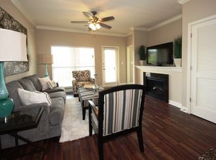 2250 Bennett Springs Dr APT 5, Columbia, MO 65201