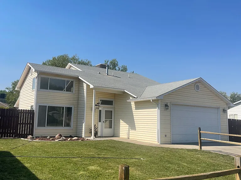 2787 Oxford Ave — Photo 7