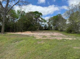 207 E Front St, Arp, TX 75750