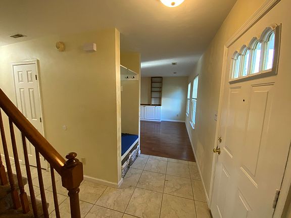 5th image of 776 Wilderness Way