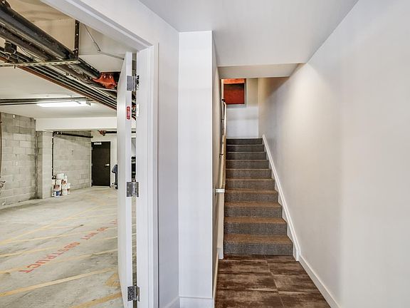 4th image of 179 San Carlos St #2