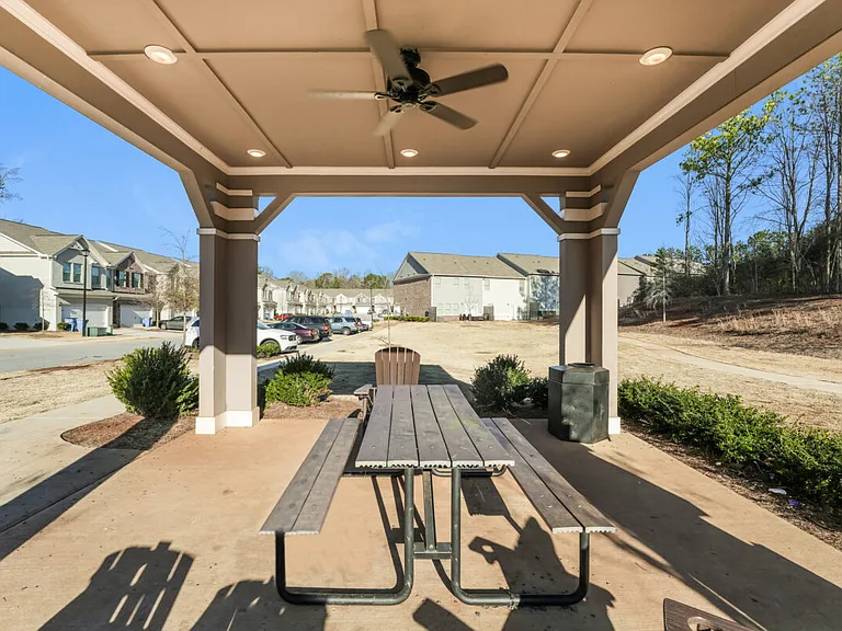 Amenities-14269234