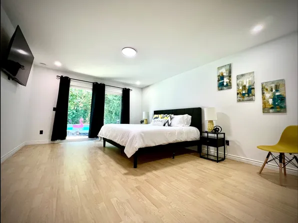 9942 Hanna Ave, Chatsworth, CA 91311