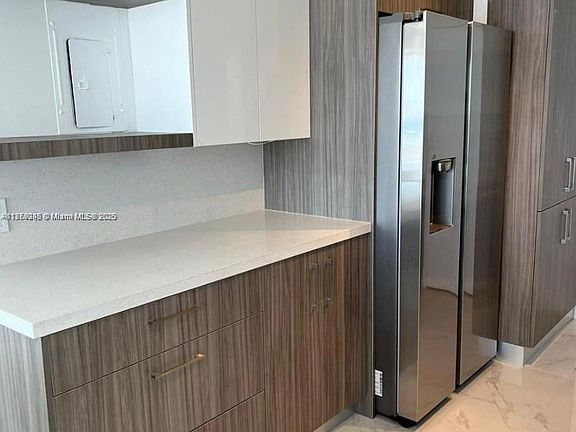 5th image of 2101 S Ocean Dr