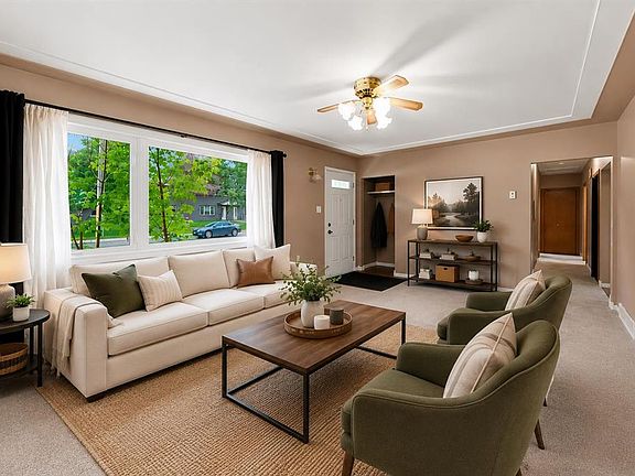 3rd image of 3606 E 55th Ave