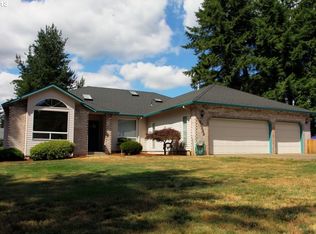 15605 S Saddle Ln, Oregon City, OR 97045