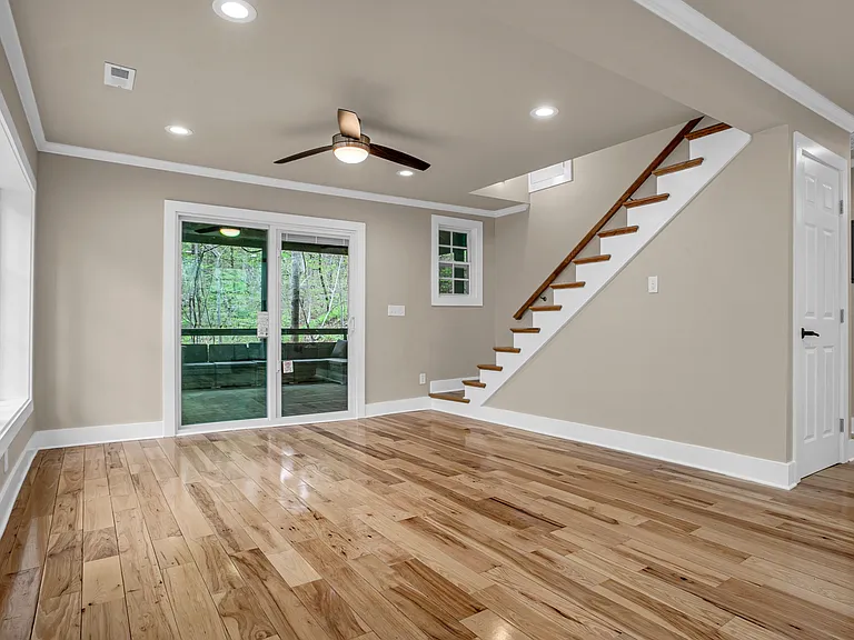 110 Pine Ridge Dr — Photo 11
