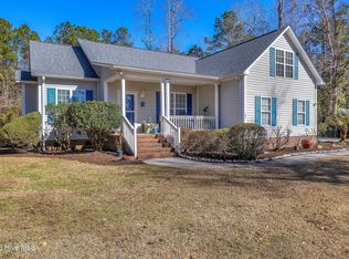 109 Candlewood Dr, Hampstead, NC 28443