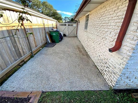 4th image of 1837 Carol Sue Ave