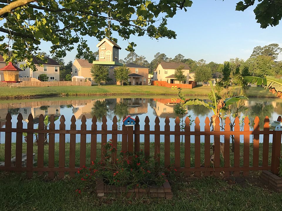 1st image of 145 Brays Island Ln