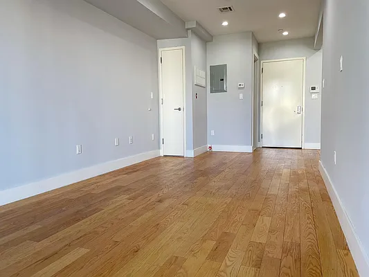 Rented by Yup Realty LLC | media 5