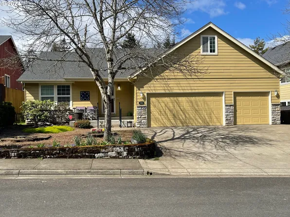 748 S 48th St, Springfield, OR 97478