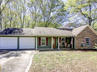34 Spring Cir, Senoia, GA 30276