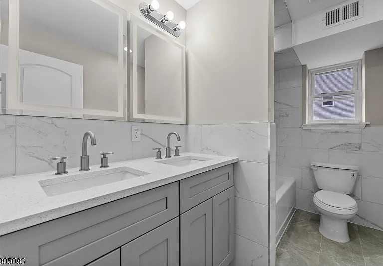 24 Garibaldi Ave #1 — Photo 7
