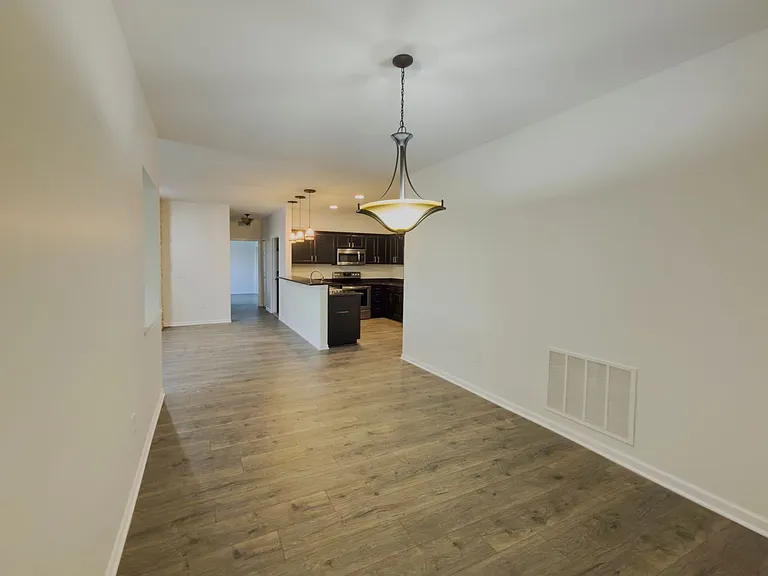 5637 Twin Oaks Dr — Photo 16
