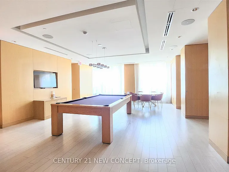 120 Harrison Garden Blvd #Penthouse 31-31 — Photo 11