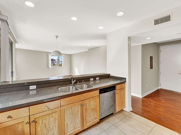 3rd image of 11406 Exposition Blvd APT 205