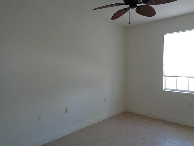 1512 SW 50th St #203 — Photo 12