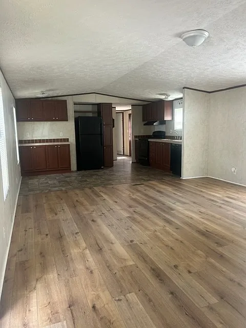 3 bed, $850 — Photo 3