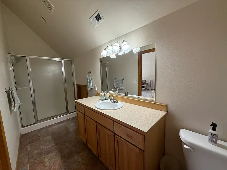 432 Lakeview Dr — Photo 14