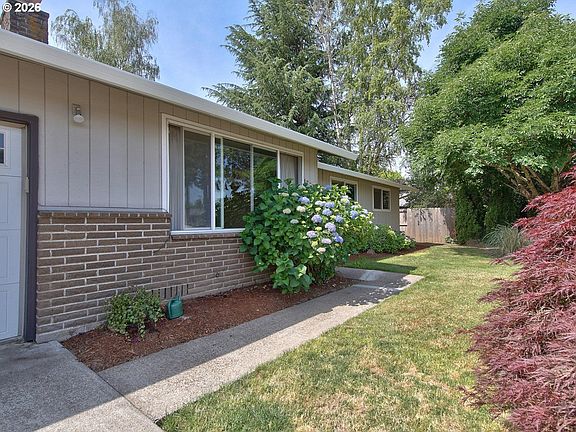 2nd image of 1728 NE 19th St