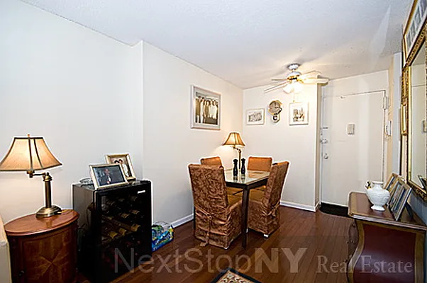 Sold by NextStopNY | media 18
