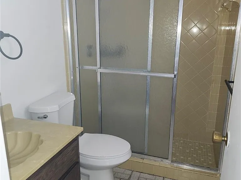 112 Kerr Cir — Photo 10