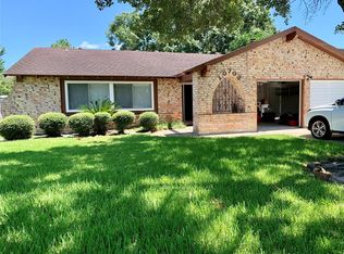 10703 Sageberry Dr, Houston, TX 77089